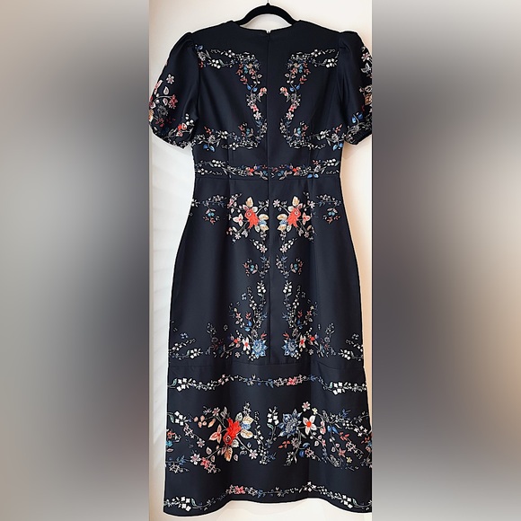 Floral black midi dress with puffed sleeves - Picture 4 of 9